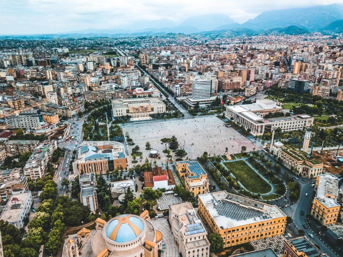 Апартаменты Tirana Days Free Parking Экстерьер фото